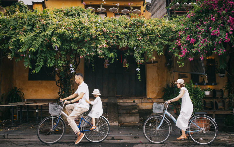 Experience traveling to Hoi An with a small peaceful corner in the old town