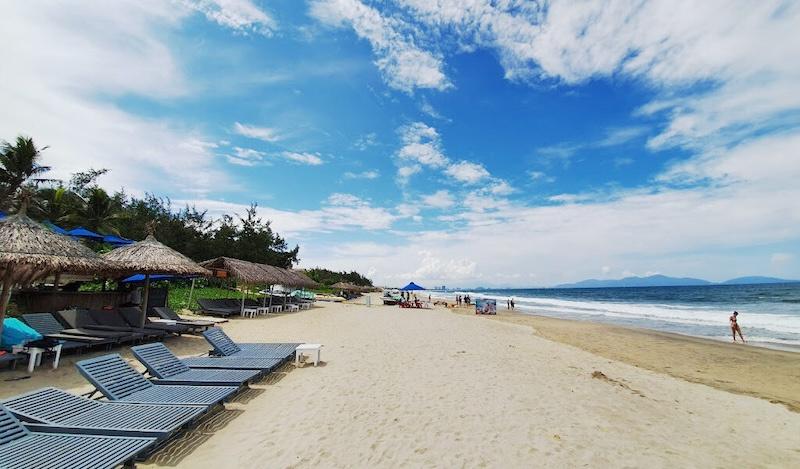 Cua Dai Beach – An ideal place to relax and swim