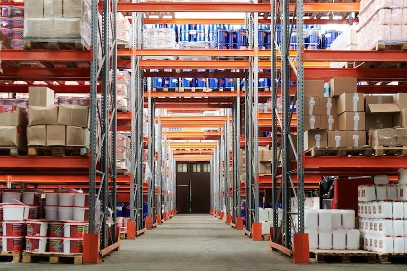 Renting a warehouse helps store goods in the best way