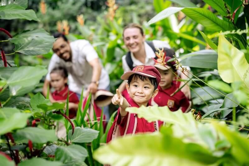 Dạy kỹ năng sống cho trẻ 4 tuổi từ sớm sẽ giúp các bé vững vàng hơn trong tương lai