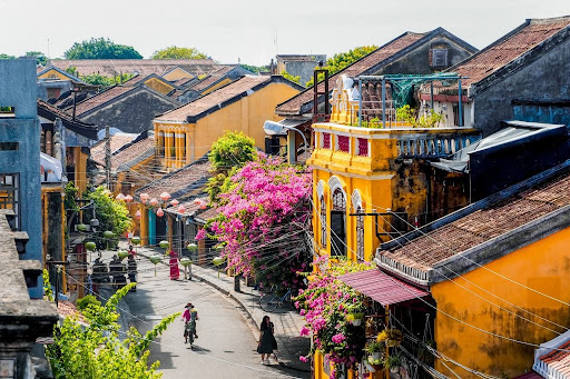 Ancient houses, Japanese bridges, and traditional dishes create a charming Hoi An