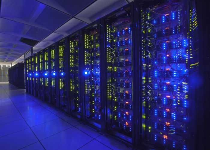 Trung tâm dữ liệu data center nơi lưu trữ mọi thông nội bộ bên trong doanh nghiệp 