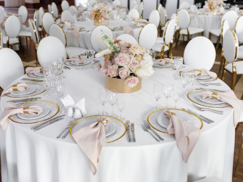 Các dịch vụ tổ chức lễ cưới đảm bảo sự hoàn hảo và chuyên nghiệp trong ngày trọng đại
