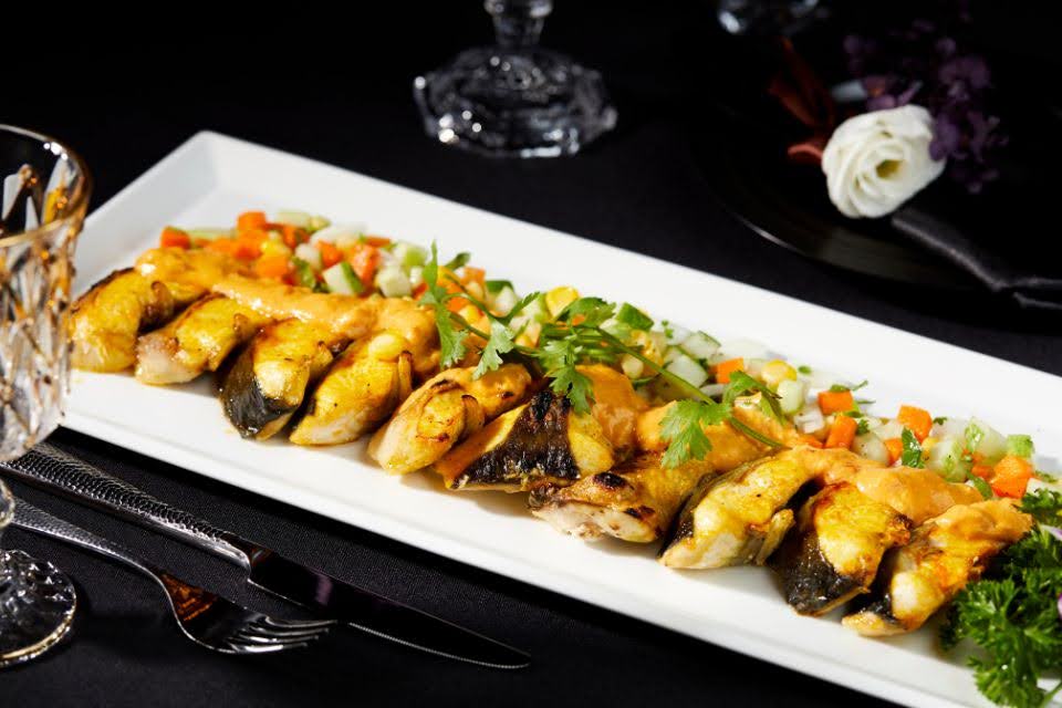 C&aacute; Tầm Phi L&ecirc; Nướng L&atilde; Vọng - một trong c&aacute;c m&oacute;n c&aacute; đ&atilde;i tiệc cưới cao cấp tại Gala Center