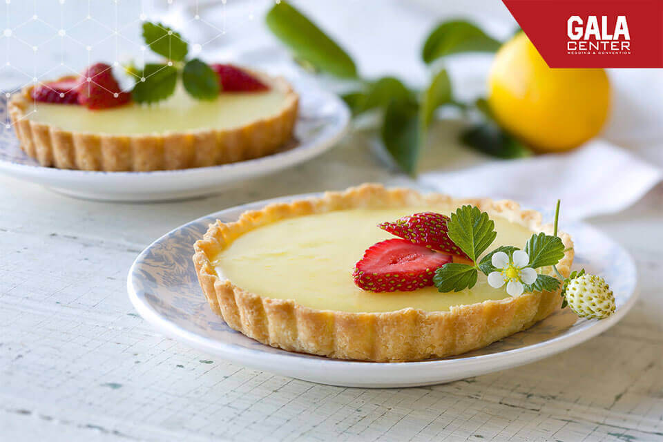 Chiếc bánh Tart Chanh mới lạ cho thực đơn nhà hàng tiệc cưới