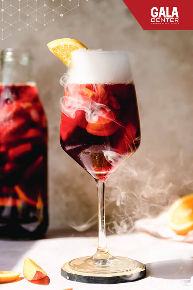 Rực rỡ với cocktail Sangria