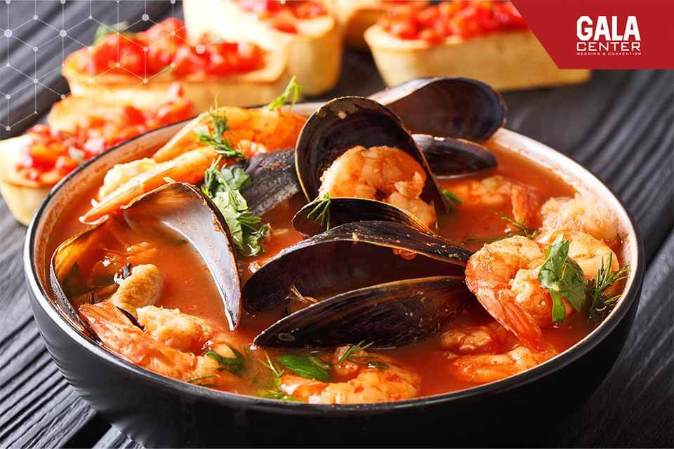 Bouillabaisse được mệnh danh là món súp hải sản ngon nhất thế giới