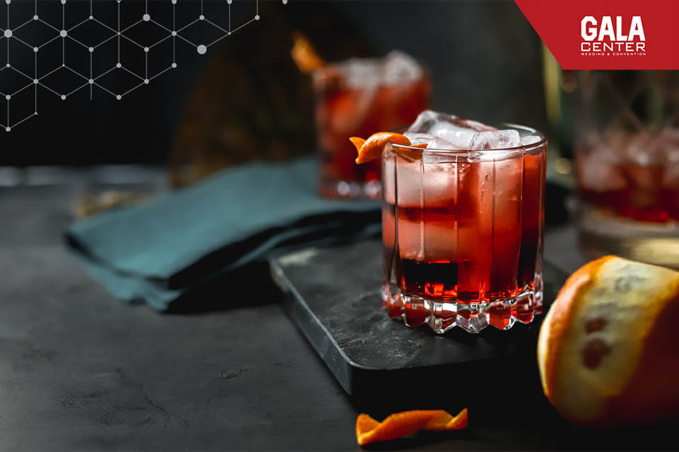 Một ly Cocktail Negroni đậm chất Ý