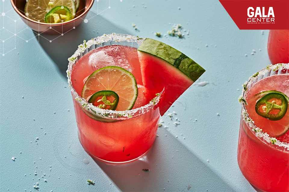 Thích thú với ly Watermelon Margarita độc đáo