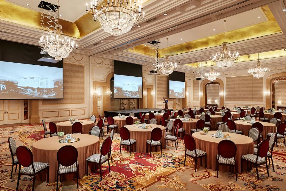 Sảnh tiệc cưới Park Hyatt Saigon phong cách châu Âu chuẩn khách sạn 5 sao