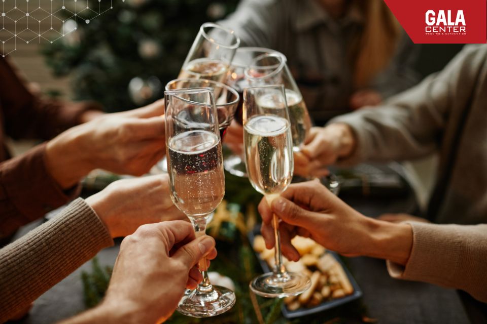 Tiệc Gala cuối năm tạo kh&ocirc;ng gian kết nối v&agrave; tri &acirc;n kh&aacute;ch h&agrave;ng, đối t&aacute;c sau một chặng đường đồng h&agrave;nh&nbsp;