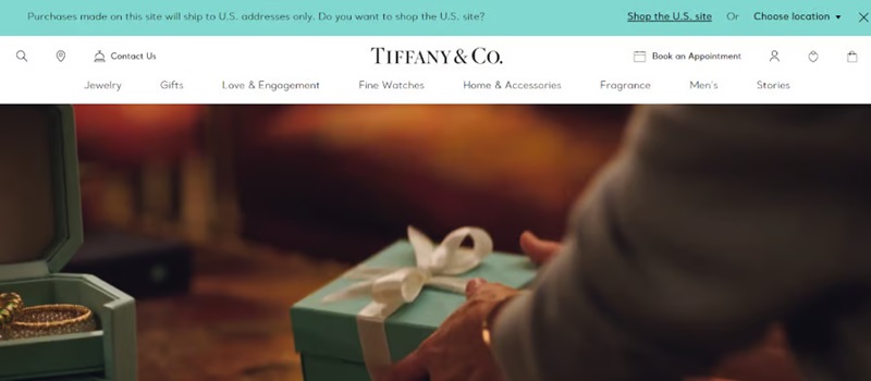 Hình 1: Trang chủ của Tiffany & Co. (Nguồn: blog.logrocket.com)