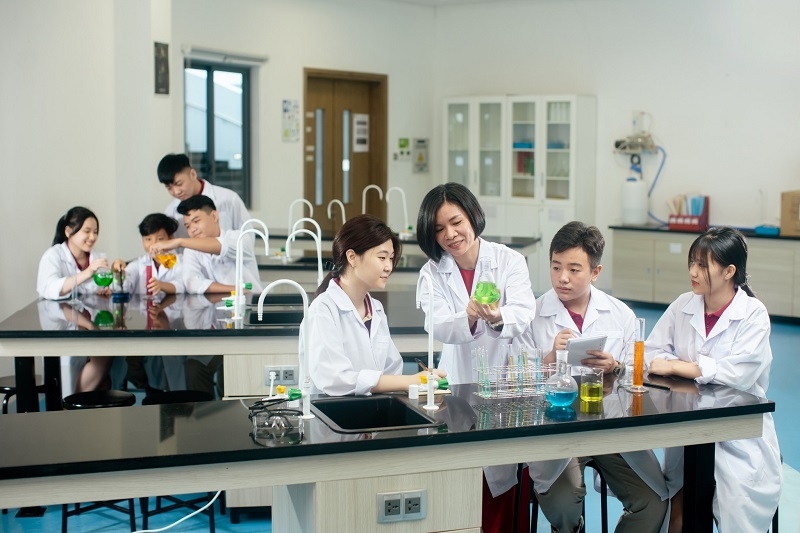Học sinh theo học chương trình a level tại trường quốc tế Việt Úc (VAS)