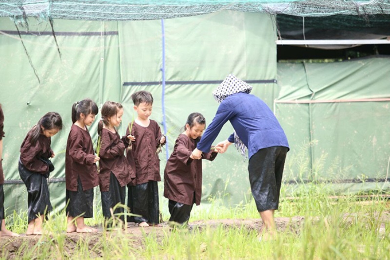 Trẻ được học các kỹ năng sống quan trọng trong các buổi ngoại khóa