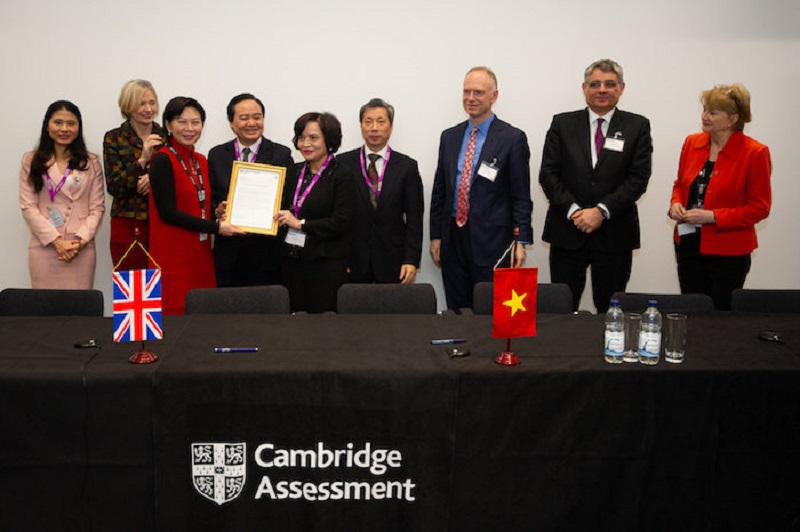VAS - Trường học đầu tiên tại Việt Nam được công nhận là đối tác của Cơ quan đánh giá giáo dục Cambridge