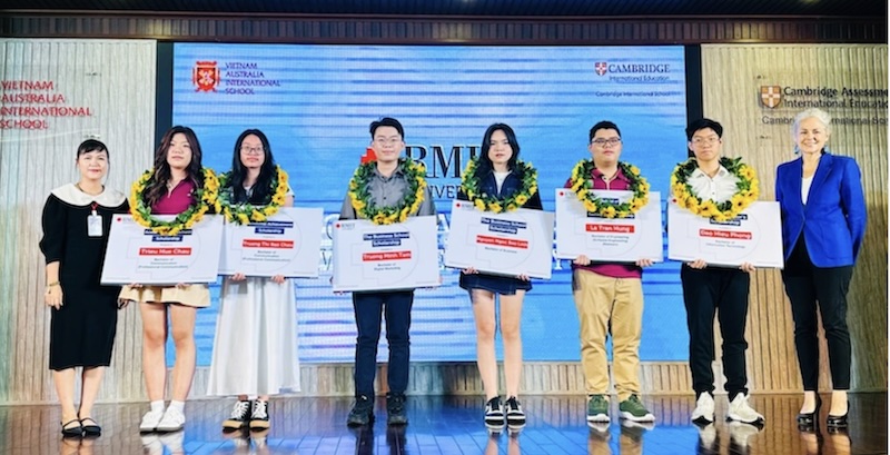 07 học sinh VAS nhận học bổng đặc biệt của RMIT Việt Nam
